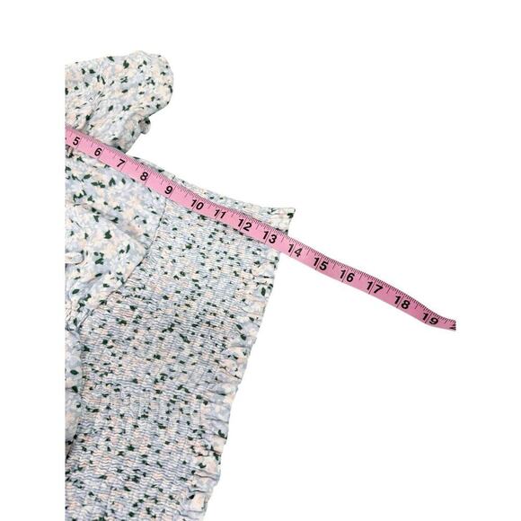 SUNDAY BEST Aritzia Sinatra Smocked Puff-Sleeve Blouse Size Medium Floral Sage - Picture 7 of 8